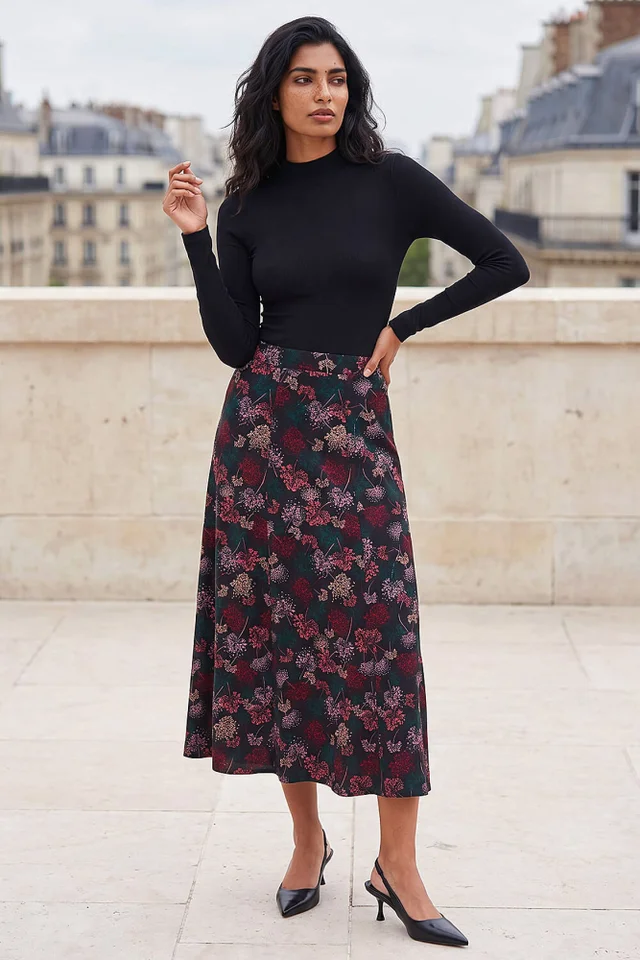 Roman Red Floral Print Stretch Skirt