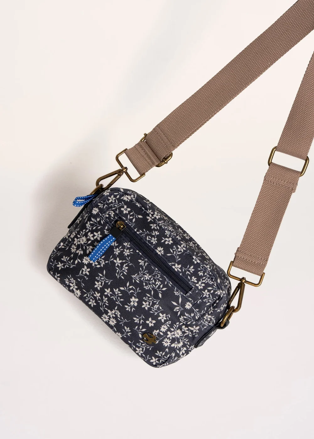 Brakeburn Navy Sabine Willow Storm Printed Cross Body Bag - One Size Image 4