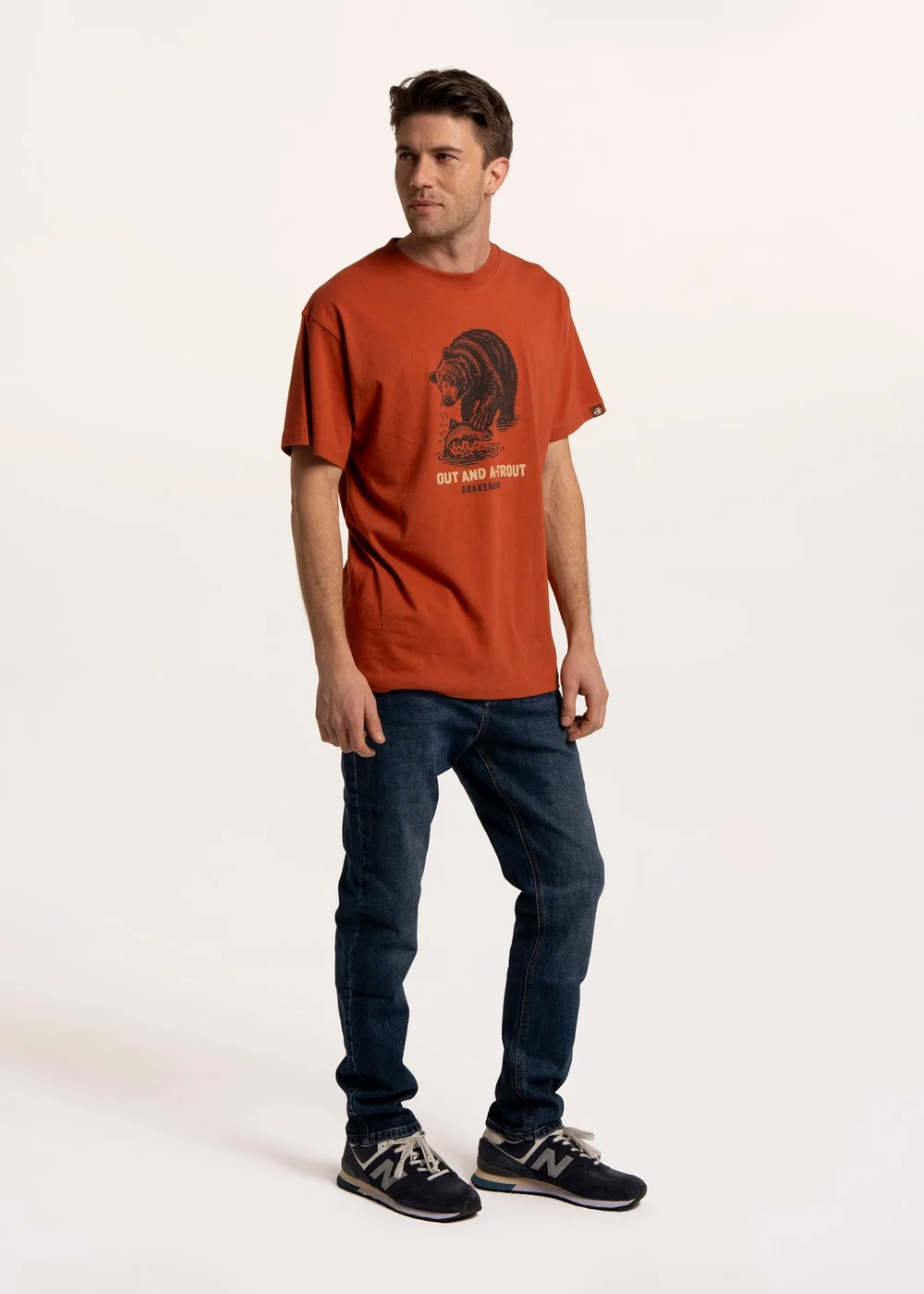 Brakeburn Rust Oakwoodley Bear Out & A Trout T-Shirt - S Image 3