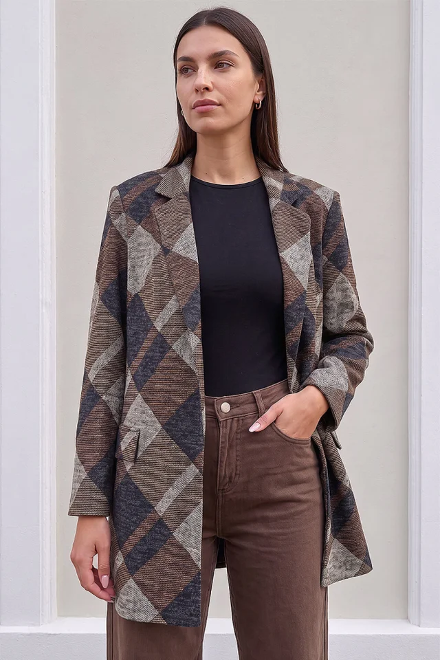 Roman Coffee Check Edge To Edge Jacket