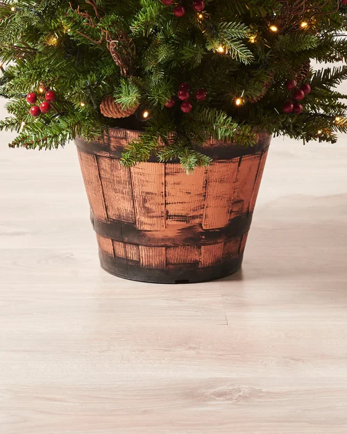 WeRChristmas Green Pre-Lit Potted Artificial Christmas Tree With Pinecones And Red Berries 200 Warm White Leds 4.5 Ft - No Size Image 6