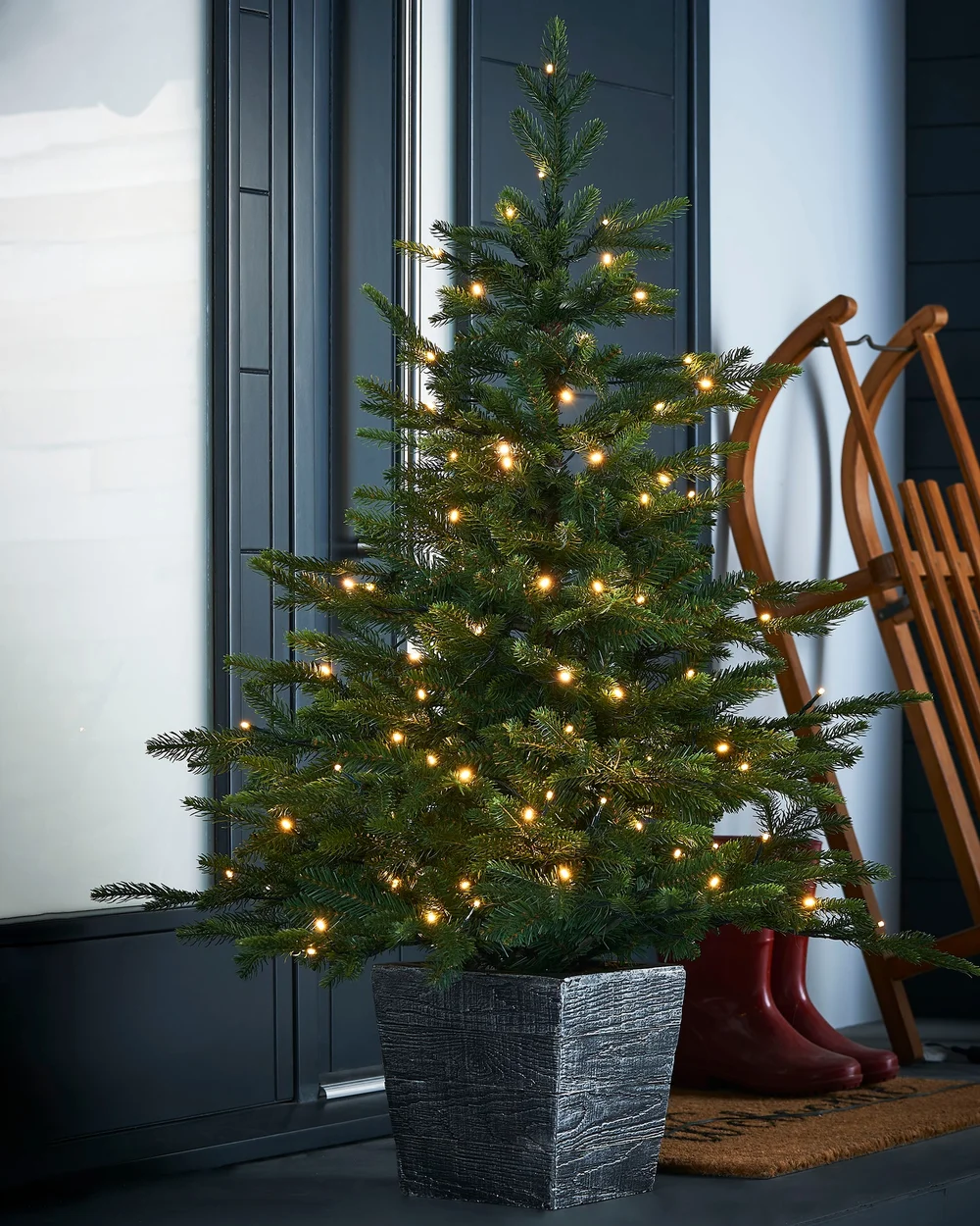 WeRChristmas Green Pre-Lit Potted Grand Fir Artificial Christmas Tree 100 Warm White Leds 4 Ft - No Size Image 2