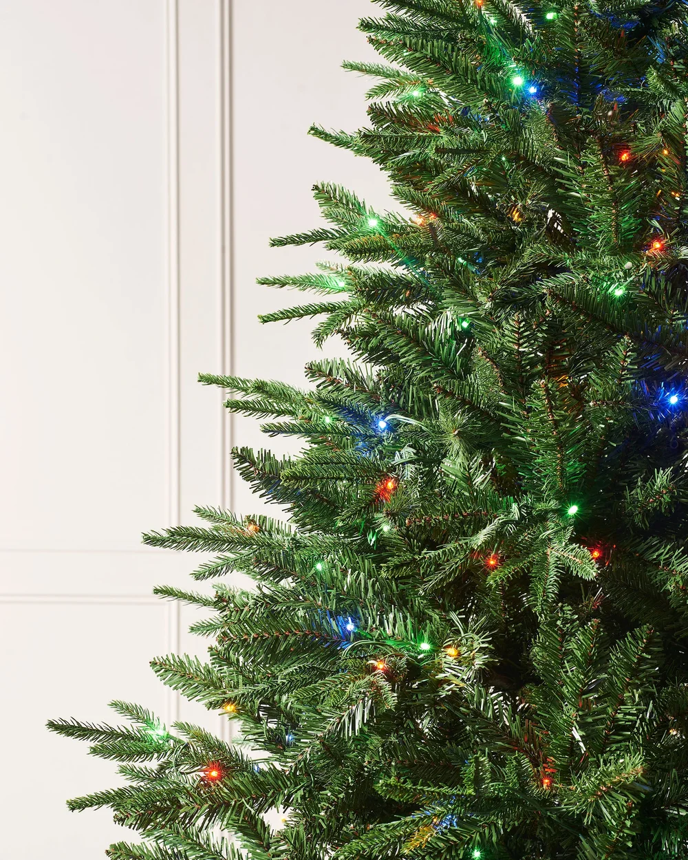 WeRChristmas Green Pre-Lit Grand Alaskan Fir Christmas Tree 7 Ft - No Size Image 3