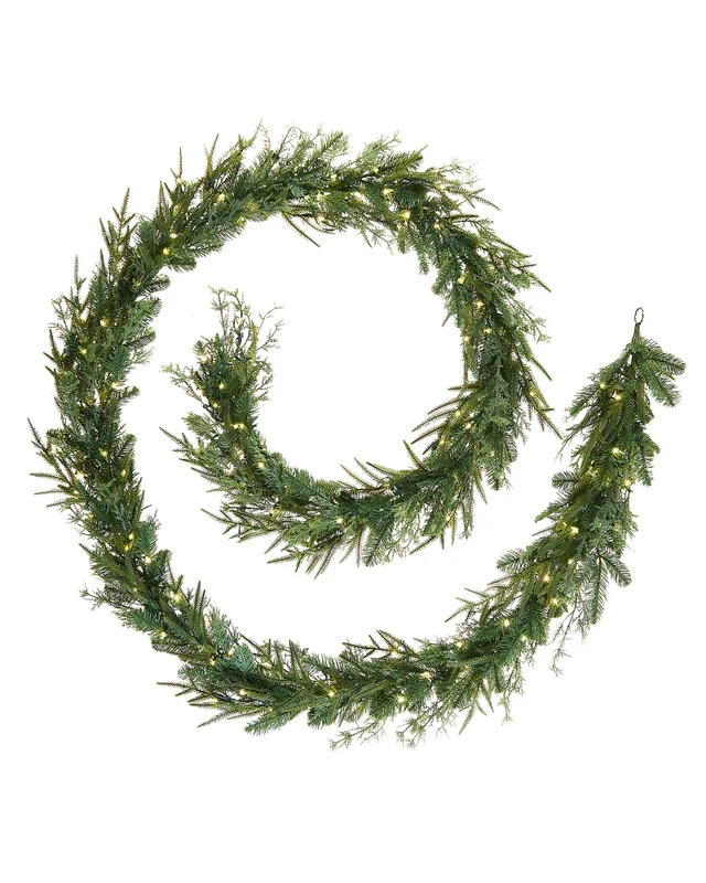 WeRChristmas Pre-Lit Natural Fir Garland 9 Ft