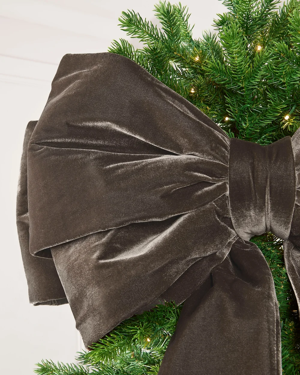 WeRChristmas Mocha Large Velvet Christmas Bow 140 Cm - No Size Image 5
