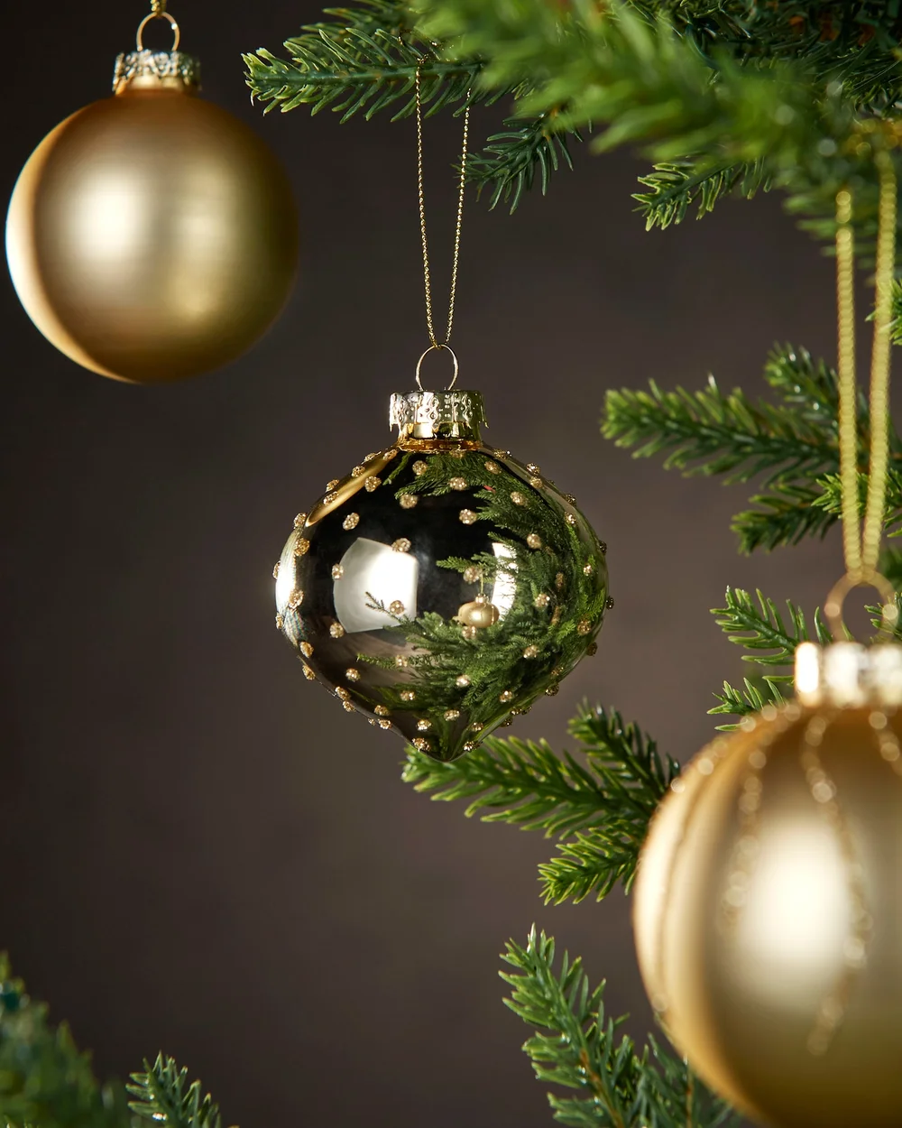 WeRChristmas Pale Gold Glass Christmas Baubles 20 Pack 6.6 Cm - No Size Image 3