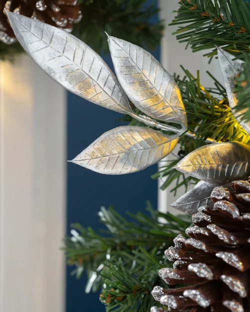 WeRChristmas Multi-Colour Pre-Lit Silver And White Decorated Artificial Christmas Garland 40 Warm White Leds 9 Ft - One Size Image 5