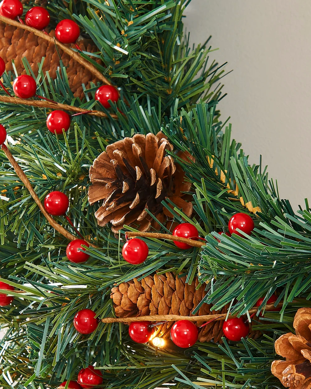 WeRChristmas Red Pre-Lit Artificial Christmas Wreath With Pinecones And Red Berries 50 Warm White Leds 76 Cm - No Size Image 5
