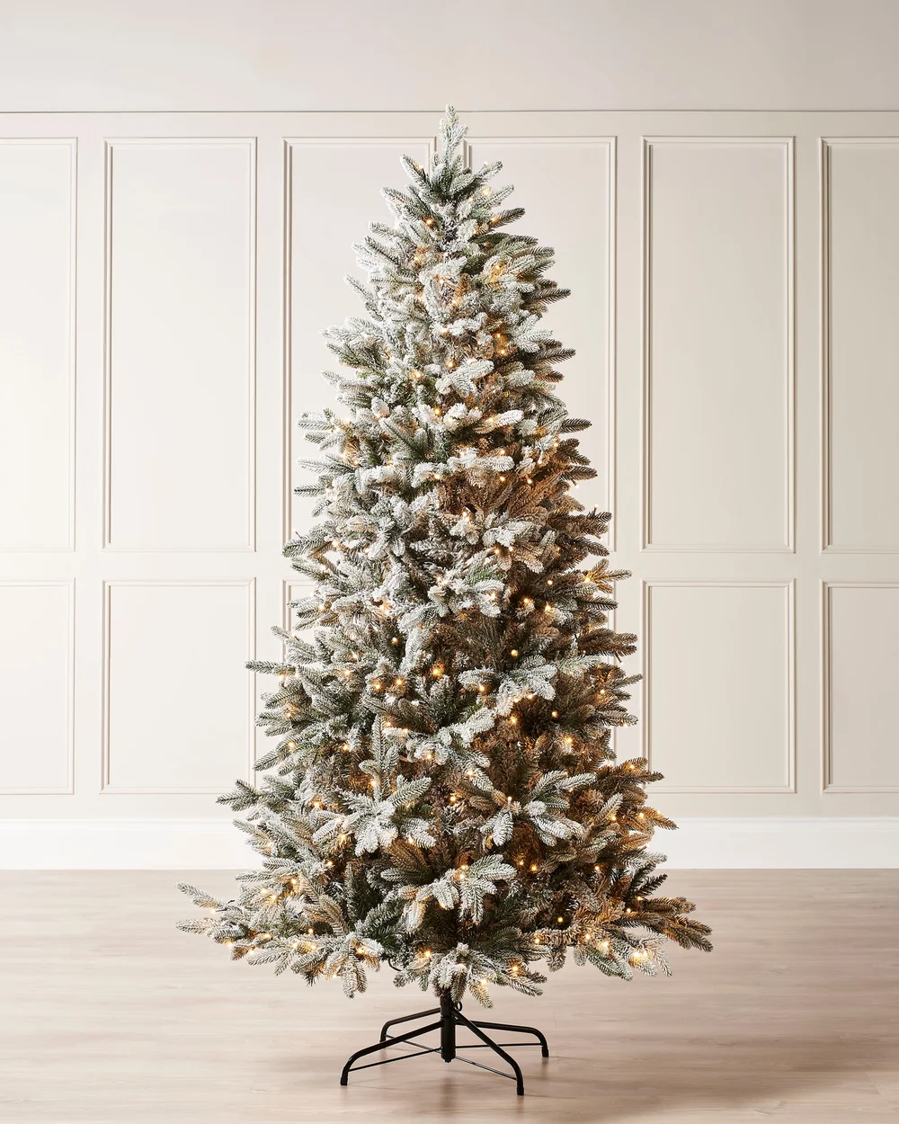 WeRChristmas Green Pre-Lit Slim Snow-Flocked Christmas Tree With 350 Leds & 8 Light Settings 6 Ft - No Size Image 2