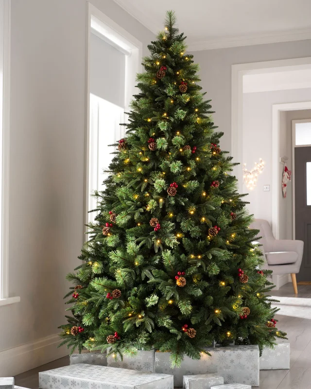 WeRChristmas Green Pre-Lit Victorian Christmas Tree With Berries Pinecones & Warm White Leds 5 Ft
