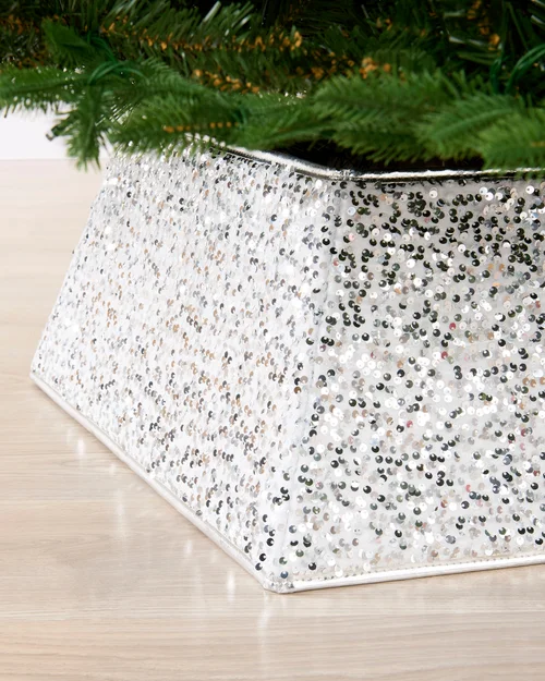 WeRChristmas Silver Square Sequin Christmas Tree Collar 36 Cm - No Size Image 3