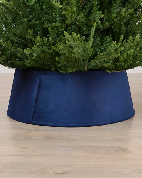WeRChristmas Navy Velvet Christmas Tree Collar 70 Cm - No Size Image 2
