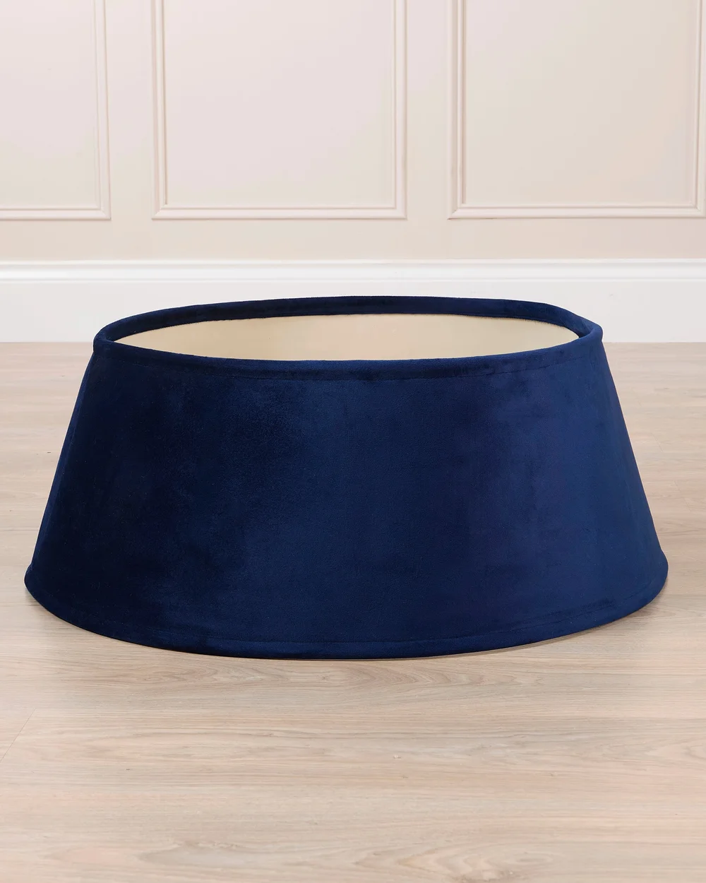 WeRChristmas Navy Velvet Christmas Tree Collar 70 Cm - No Size Image 5