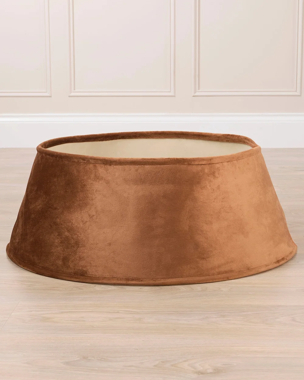 WeRChristmas Mocha Velvet Christmas Tree Collar 70 Cm - No Size Image 5