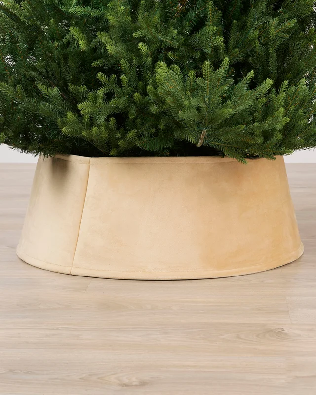 WeRChristmas Latte Velvet Christmas Tree Collar 70 Cm