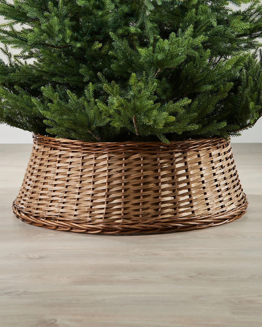 WeRChristmas Natural Brown Wicker Rattan Christmas Tree Collar 85 Cm - No Size Image 2