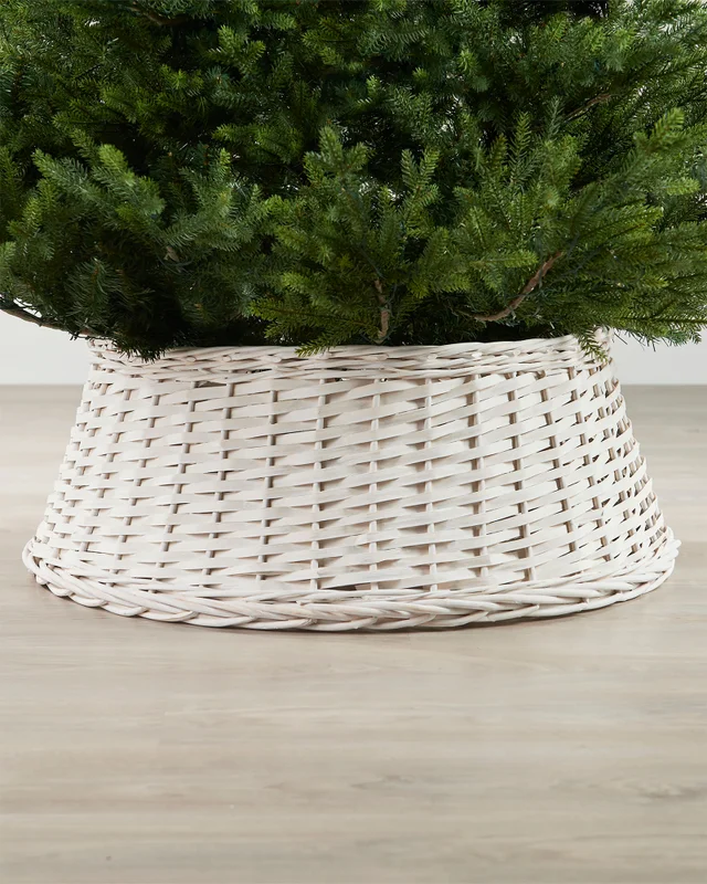 WeRChristmas Off-White Wicker Rattan Christmas Tree Collar 70 Cm