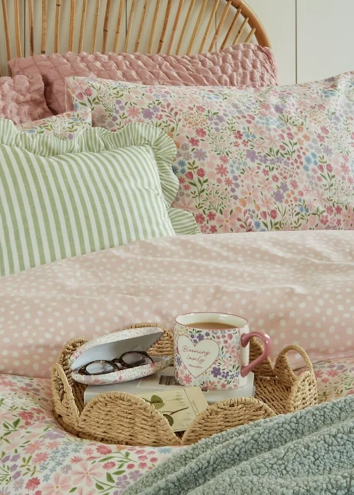 Homeware For Interior Enthusiast Mums